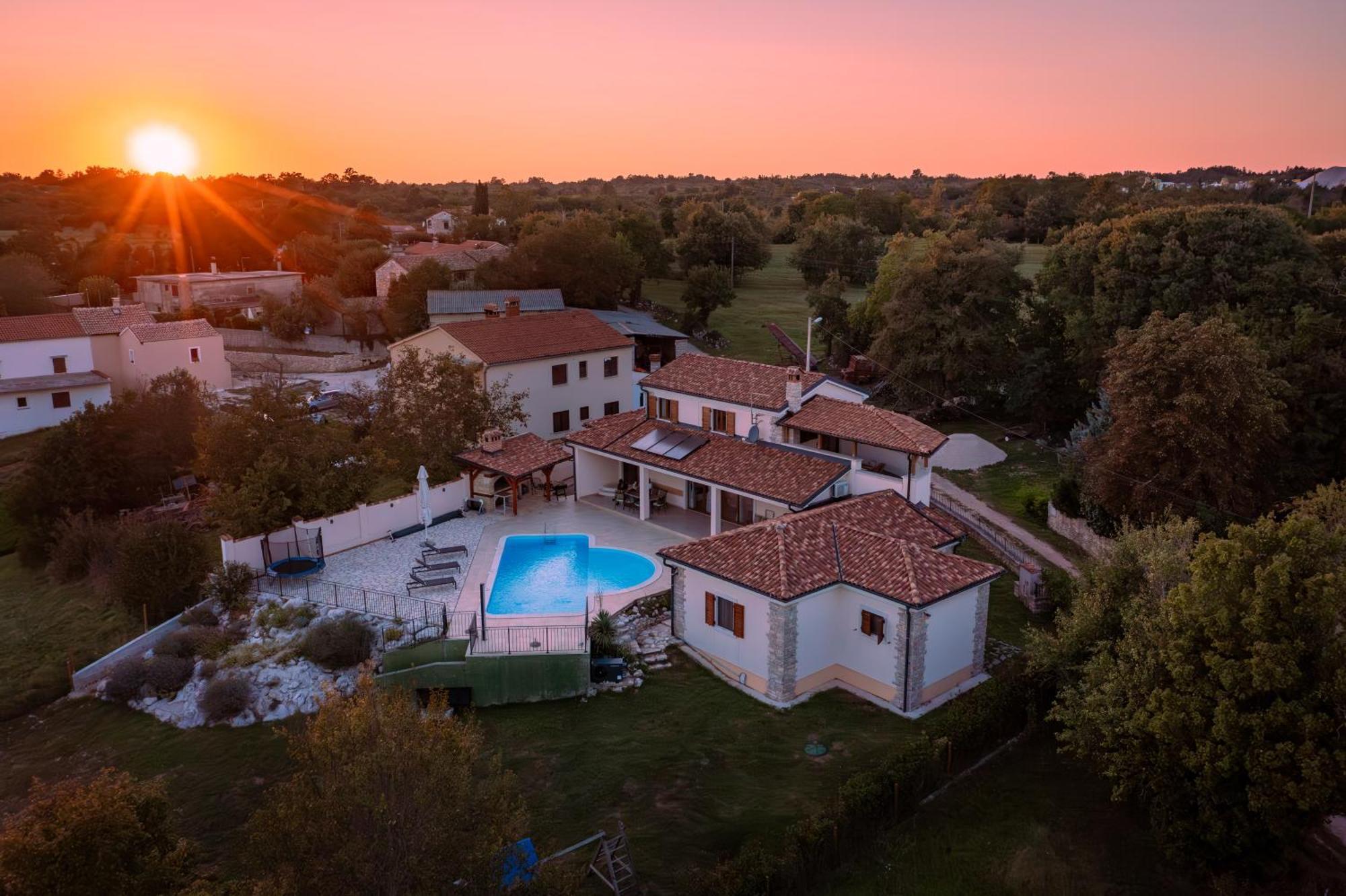 Villa Arton Heated Swimming-Pool Žminj Extérieur photo