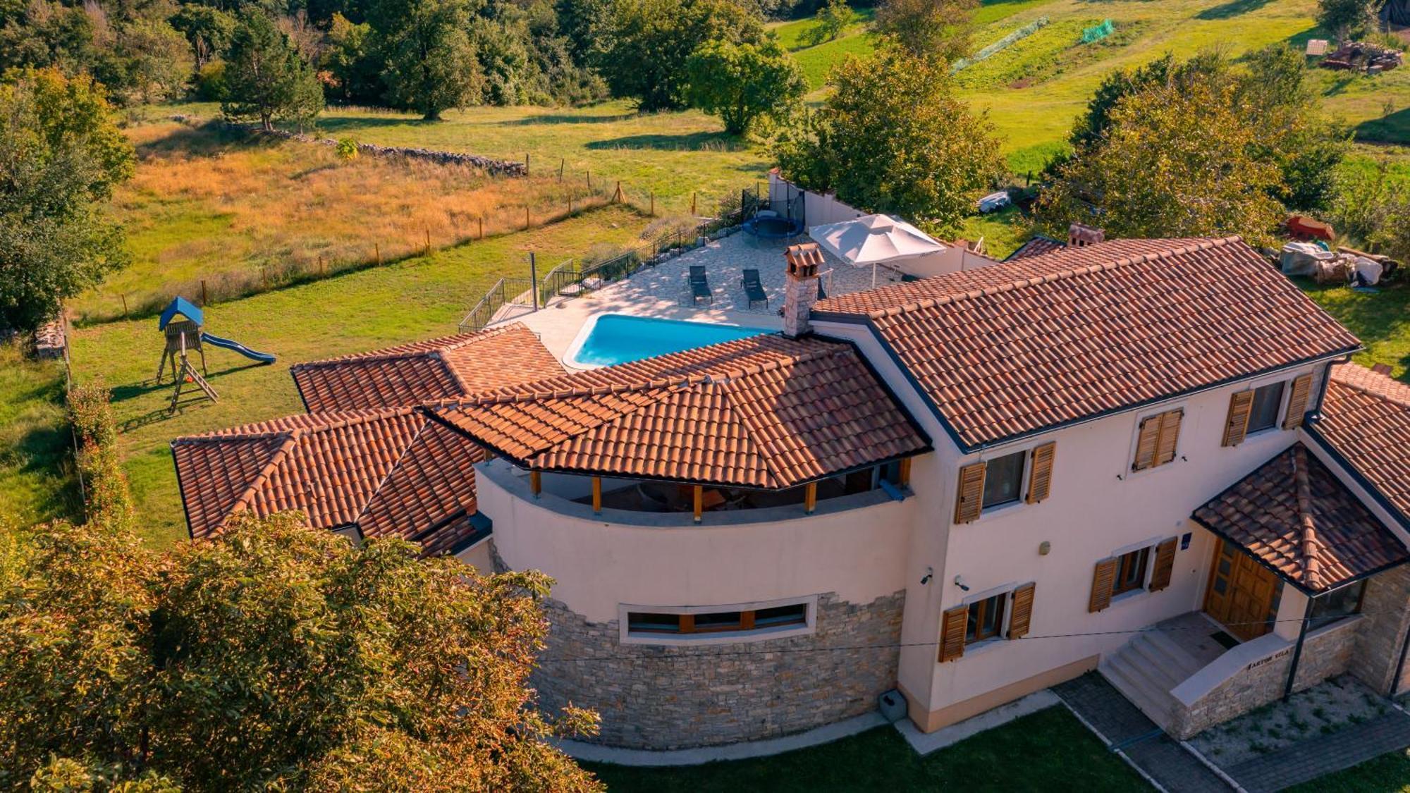 Villa Arton Heated Swimming-Pool Žminj Extérieur photo